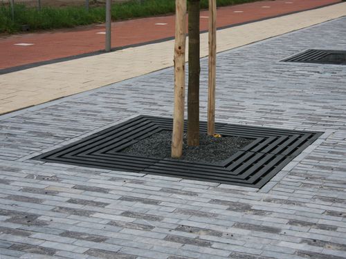 Квадратная решетка для деревьев - TUA - ANAE street furniture - из чугуна