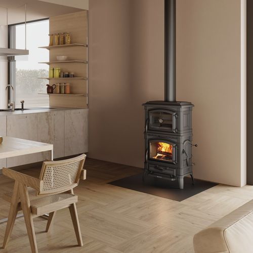 Печь-камин на дровах - ISETTA FORNO - La Nordica-Extraflame - 5 кВ...10 кВ / многотопливная / отдельностоящая