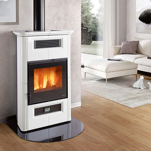 Печь-камин на дровах - WANDA CLASSIC EVO - La Nordica-Extraflame - 8,5 кВ / современная / из фаянса