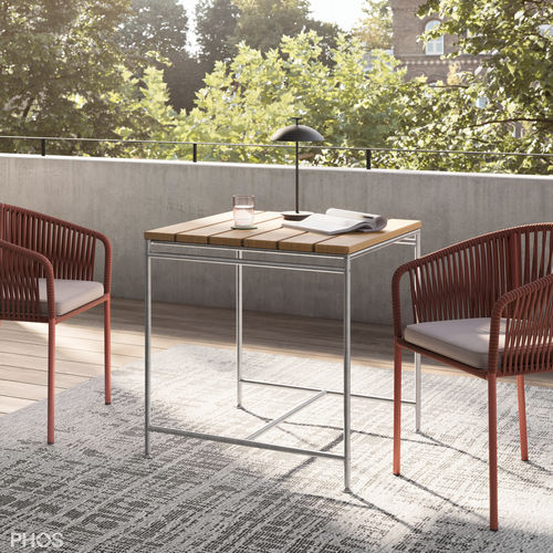 Стол минималистский дизайн - Outdoor Beistelltisch - PHOS Design GmbH - из тикового дерева / с основанием из нержавеющей стали / квадратный