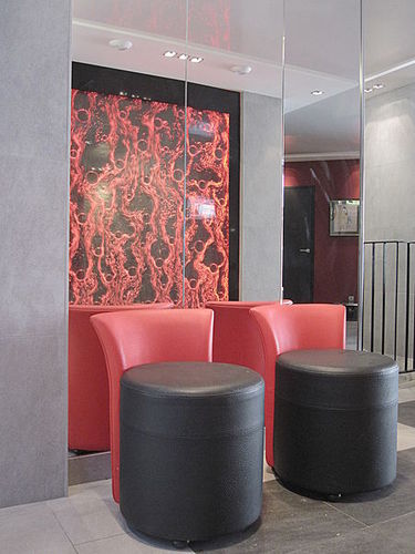 Пузырьковая панель с подсветкой - HÔTEL DU VIEUX SAULE PARIS 3ÈME  - Espace d'eau France