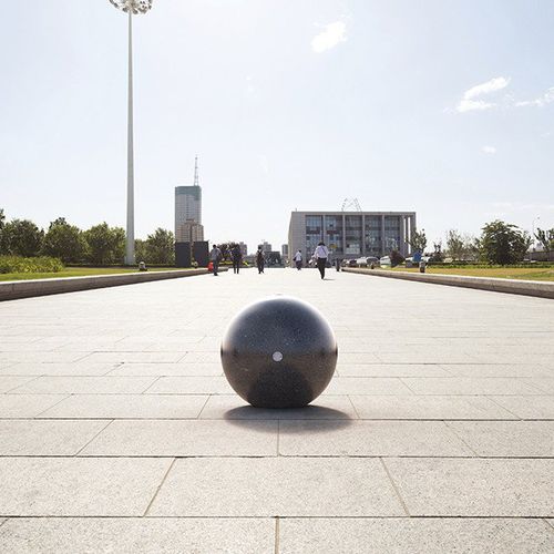 Защитный боллард - SFERA - BELLITALIA - из восстановленного камня / для общественных мест / для наружного применения