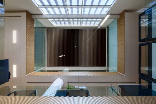 Огнестойкая цельная деревянная панель - GUBI_MASSIVE SLATS® - Grupo GUBIA - с высоким сопротивлением / поглощающая / звукопоглощающая