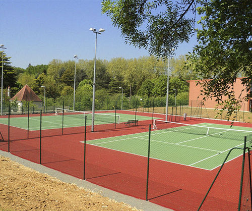 Забор из сетки рабицы - CL&Ocirc;TURES DE TENNIS - GROUPE SAE - TENNIS D'AQUITAINE - спортивный / для спортивной площадки / из металла