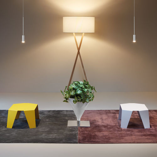 Современный журнальный столик - SAPPORO - Made Design Barcelona - из железа / с основанием из железа / для бытового использования