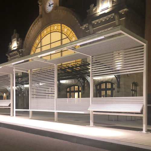Крытая автобусная остановка из стекла - MARQUESINA HABANA - URBADIS Microarquitectura - из стали / со скамейкой