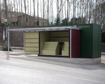 Газетный киоск - PLIS PLAS - URBADIS Microarquitectura - коммерческий / из стали