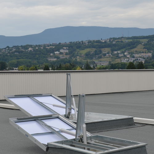 Люк для дымоудаления алюминий - ECOFEU 160 PN - Kingspan Light + Air - система тепло- и дымоудаления