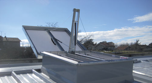 Люк для дымоудаления алюминий - ECOBAC 160 TC - Kingspan Light + Air - система тепло- и дымоудаления