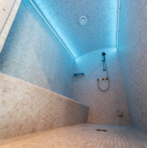 Турецкая паровая ванна - Piscine Acquaform - со встроенным душем / мощенная