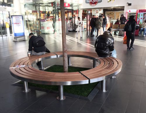 Современная общественная скамейка - TREE SEAT - TREE BENCH - NORCOR MOB.URBAIN - из экзотических пород дерева / из нержавеющей стали / со спинкой