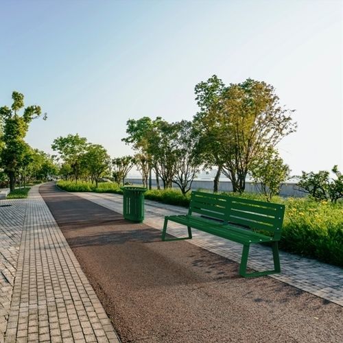 Общественная скамейка минималистский дизайн - PASEO-MALECON - NORCOR MOB.URBAIN - из стали, покрытой порошком / из термолакированной стали / со спинкой