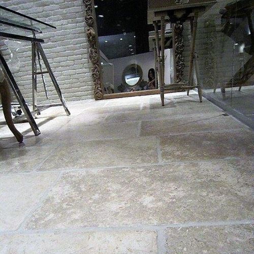 Напольное покрытие из натурального камня - Grey - Pietra di gerusalemme - из иерусалимского камня / для интерьера / для наружного применения