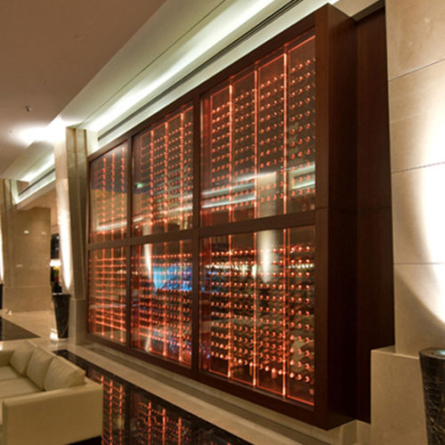 Винный шкаф для профессионального использования - JW MARRIOTT HOTEL ANKARA - Focus Wine Cellars - встраиваемый / из стекла / из дерева