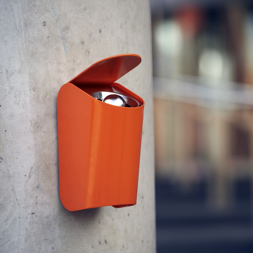 Настенная пепельница - GASTRO  - HAGS Aneby AB - из нержавеющей стали / из стали, покрытой порошком / для улицы
