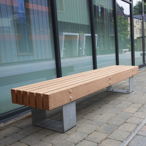 Современная общественная скамейка - QUAY - Factory Street Furniture - из дерева / из гальванизированной стали / без спинки