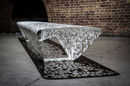 Общественная скамейка органический дизайн - OSSO - Factory Street Furniture - из гальванизированной стали / для аэропорта