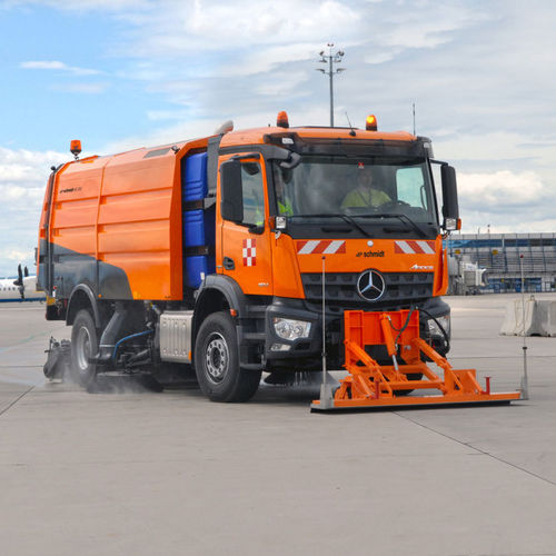 Подметальная машина на грузовике - PMB 2400 - Aebi Schmidt - для улиц / гидравлическая