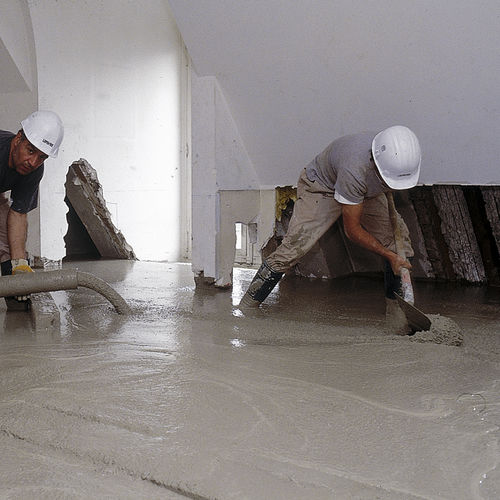 Бетон для обеспечения безопасности - AGILIA® HORIZONTAL - Lafarge concrete - герметичный / самоуплотняющийся / непромокаемый