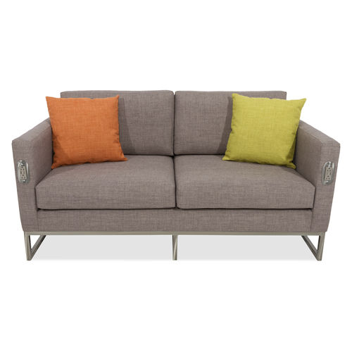 Современный диван - SIMPLE CHARGE LOVESEAT - Versa Products - из ткани / со съемной подушкой / коричневый