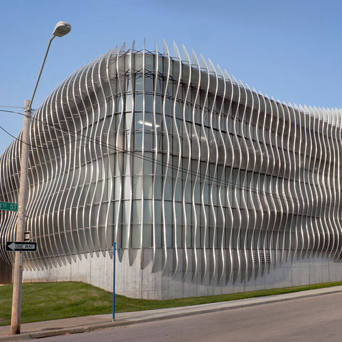 Панельная облицовка фасада - ZAHNER HEADQUARTERS - A. Zahner - из алюминия / из цинка / из нержавеющей стали