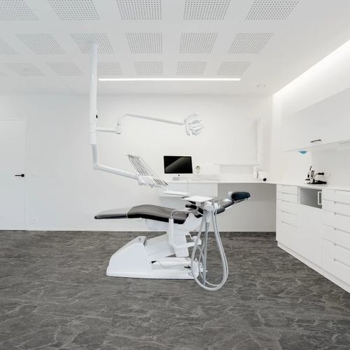 Виниловое напольное покрытие - MARBLE ALIVERI - 2TEC2 - из стекловолокна / внутреннее / для больницы
