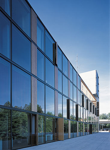 Панельная тонкостенная перегородка -  MAIN FIRE STATION, FREISING - Schindler - из стекла