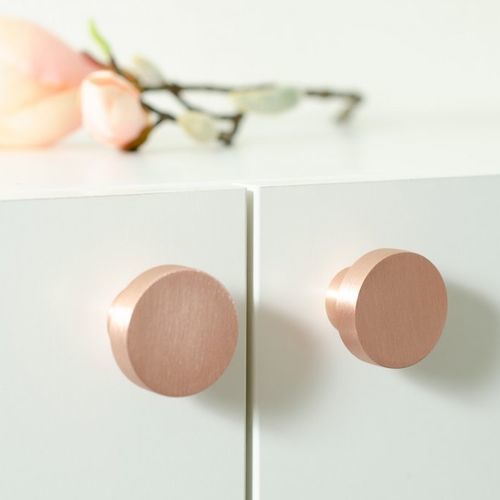 Круглая ручка для мебели из матированной меди - DOT 40 - B&B Sweden, Bäccman & Berglund Sweden - современная