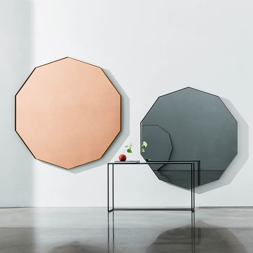 Настенное зеркало - VISUAL DECAGONAL  - Sovet Italia - современное / полигональное / из латуни