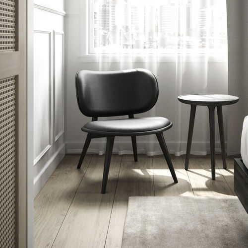 Современное низкое кресло - THE LOUNGE - Mater Design - из кожи / из бука / из мореной древесины