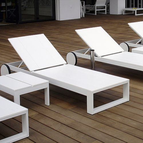 Современный садовый шезлонг - TAHITI - SACHI - Premium Outdoor Furniture - из ткани / из алюминия / для сада