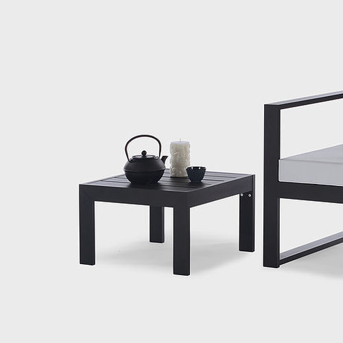 Современный вспомогательный столик - YORK - SACHI - Premium Outdoor Furniture - из алюминия / квадратный / для бытового использования