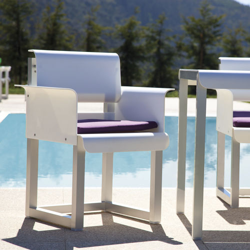 Современный cтул - WEST COAST - SACHI - Premium Outdoor Furniture - для наружного применения / из алюминия / для бытового использования