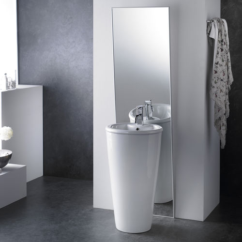 Раковина на ножке - ROMA - Bath Collection S.L. - из фарфора / круглая / современная