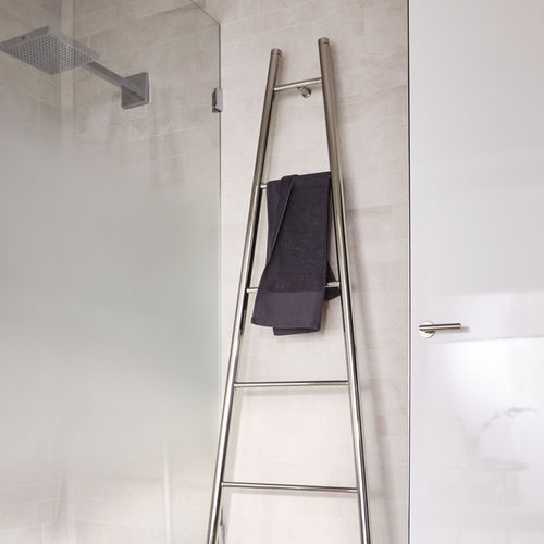 Полотенцесушитель на горячей воде - HT SPA EDELSTAHL - CHRISTESEN GmbH - современный / из нержавеющей стали / напольный