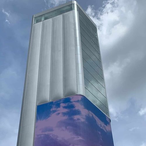 Панельная облицовка фасада - TEN SQUARE CAR VENDING MACHINE SINGAPORE - Vector Foiltec - ETFE Texlon® / вертикальная / 3D