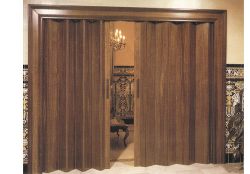 Дверь для интерьера - DOORLUX - Luxmader - из дерева / складная / заподлицо