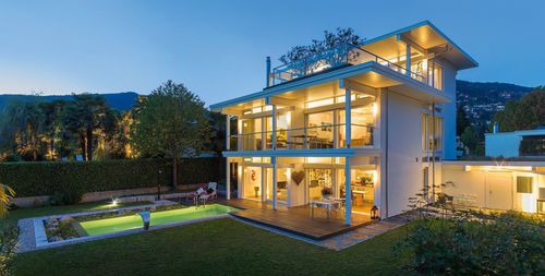 Сборный дом - FLAT ROOF SAMPLE 1 - Huf Haus  - экологический / современный / с деревянным каркасом