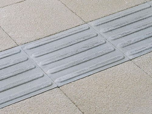 Тактильная направляющая лента - DIRECTIONAL - Marshalls plc 