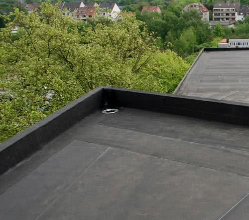 Гидроизоляционная мембрана для защиты - HERTALAN® EASY WELD - CARLISLE Construction Materials GmbH - для плоской крыши / в рулонах / эластичная