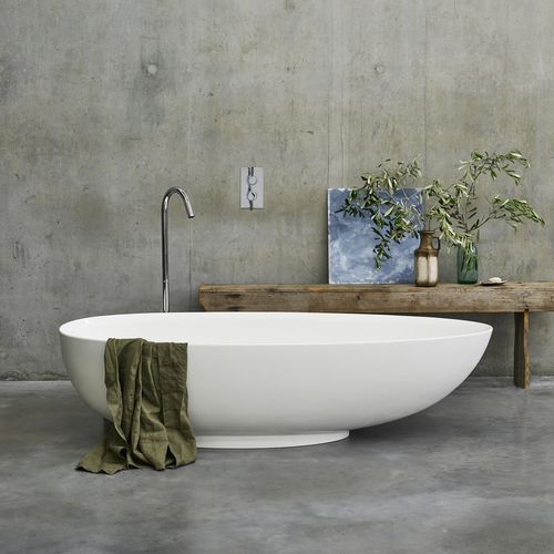 Овальная ванна - TEARDROP GRANDE - Clearwater Baths - отдельностоящая / из композита / из акрила