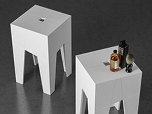 Современный табурет - TANGRAM - MOMA DESIGN - из металла / с основанием из металла / квадратный