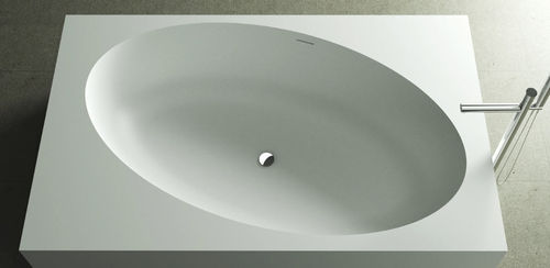 Овальная ванна - ELISLAND - MOMA DESIGN - отдельностоящая / для жилых зданий / из Corian®