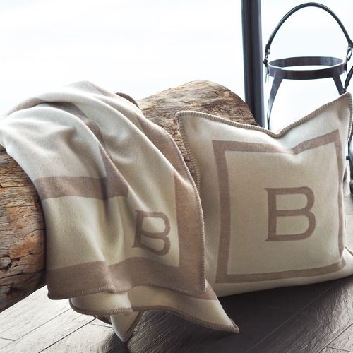 Плед из шерсти - B-LOGO   - BALMUIR 