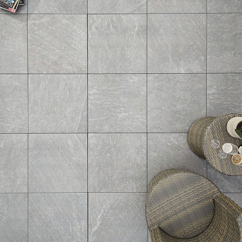 Уличная плитка из керамогранита - L'ALTRA PIETRA - COLOSSEO SILVERGRAU - GRANULATI ZANDOBBIO SPA - из спеченного камня / для наружного применения / текстурированная