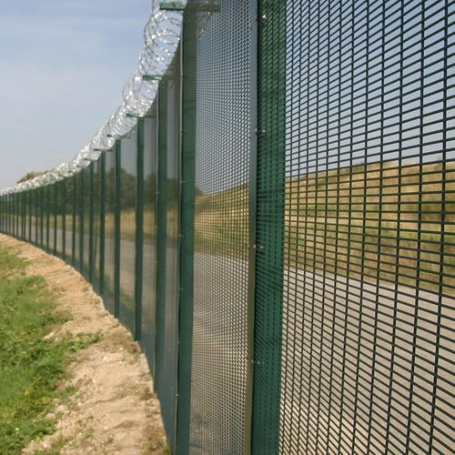Забор из сварной решетки - HiSec SR1 (A1) - ZAUN FENCING  - промышленный / из сетки из нержавеющей стали / серый