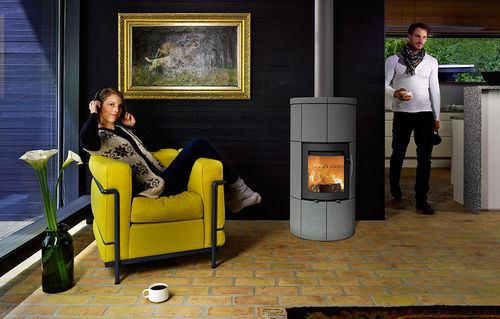 Печь-камин на дровах - M1 - LOTUS Heating Systems A/S - современная / из камня