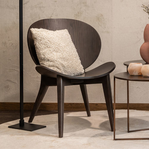 Современный cтул - LEON - EUROFASHION HOMETEXTILES & CONCEPTS - для интерьера / из ясеня / с основанием из ясеня