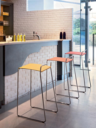 Современный барный табурет - ESTROSA - ALMA DESIGN S.R.L. - штабелируемый