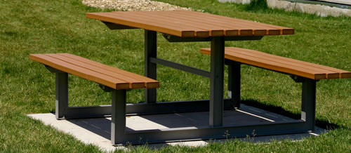 Современный стол - MLPT210 - Maglin Site Furniture - из металла / из переработанного пластика / из бразильского ореха